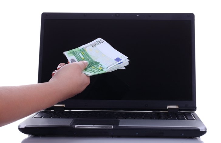Půjčky, spotřebitelské úvěry - na co si Češi půjčují